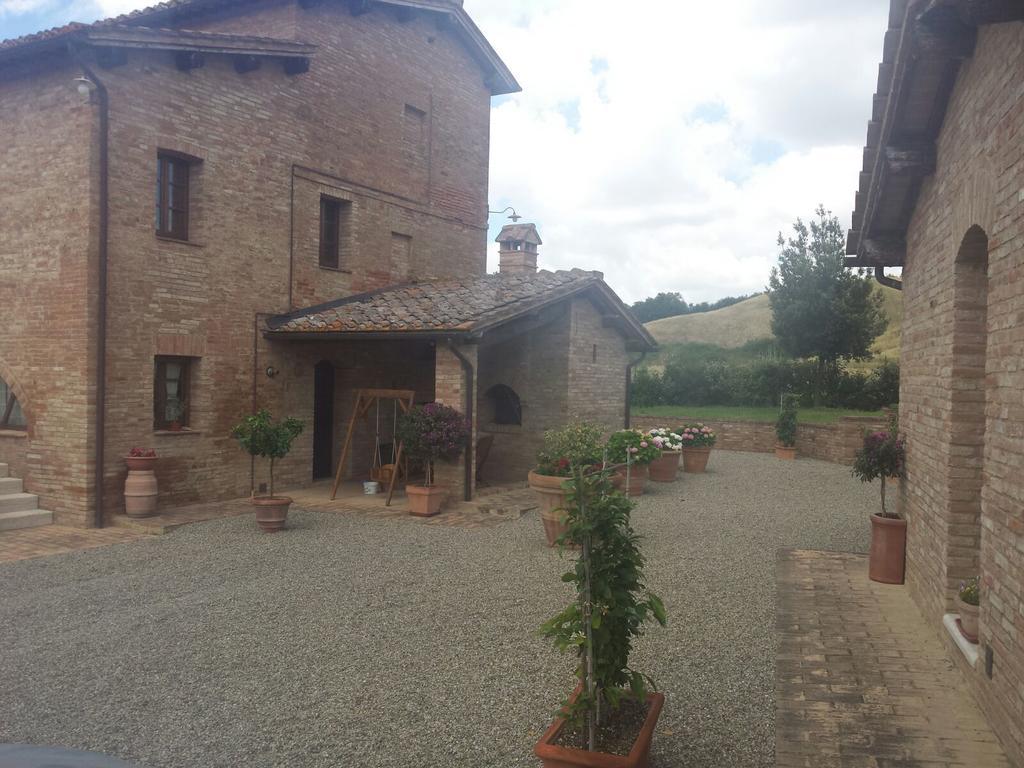 Agriturismo San Pierino Monteroni dʼArbia Exteriér fotografie